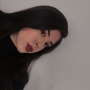 Meet your Posher, Yulisa